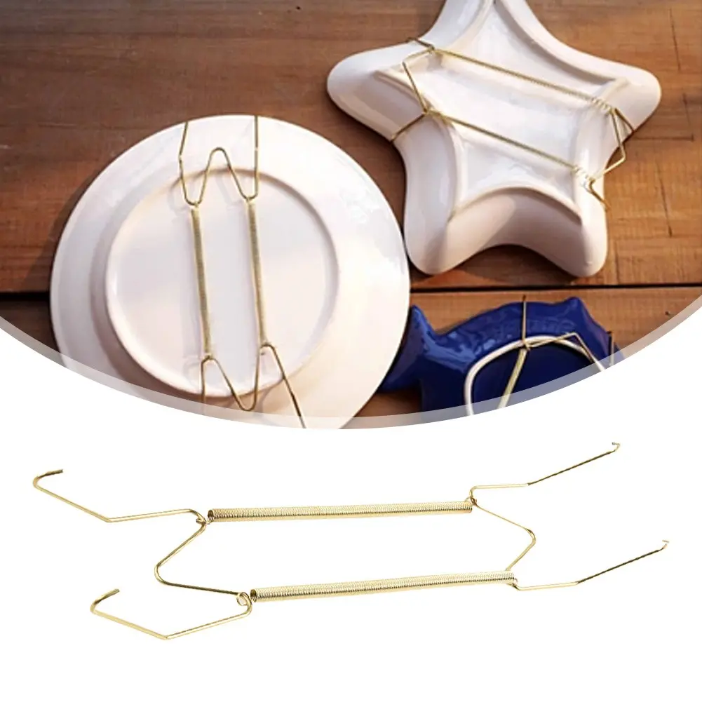 [Ready Stock] 1pcs Wall Display Invisible Dish Hangers Adjustable Plate Spring Holder 8-16inch Organiser Round Light Hangable