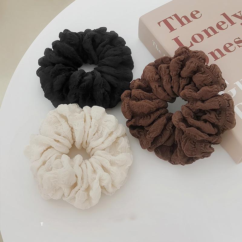 Product Introduction of French Retro Cream Pleated Seersucker Large Intestine Hair Ring 2025 New French Vintage Hair Accessories Women 3