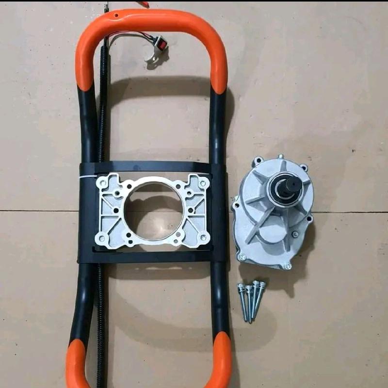  Bộ chuyển đổi và tay cầm máy khoan lỗ trồng cây - Hộp số máy khoan đất. lắp vào đầu máy cắt cỏ 