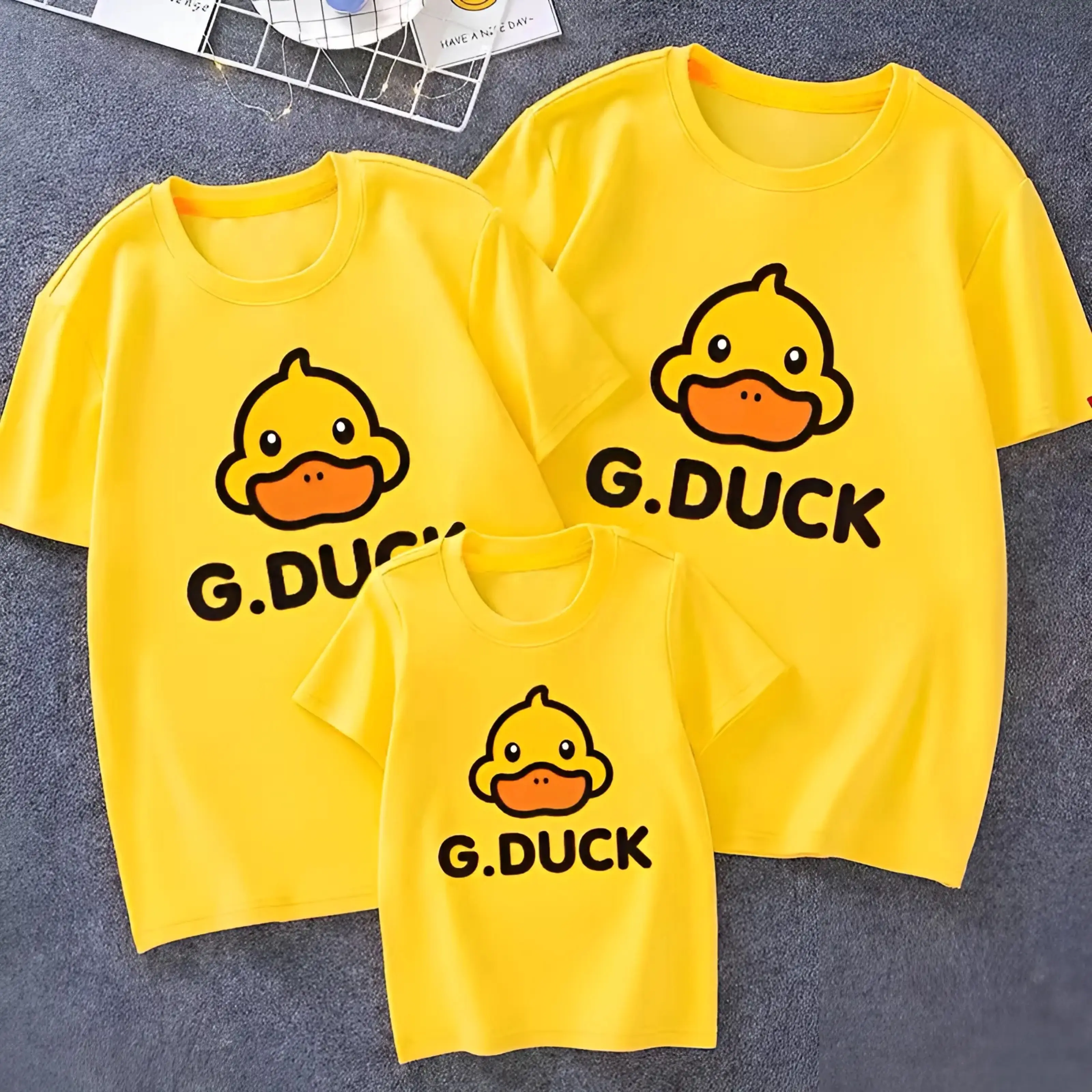 Áo thun gia đình 3/4/5 người mẫu vịt vàng cho cả nhà đi chơi, du lịch, mặc ở nhà - chất vải cotton mềm mịn, thoáng mát TA19