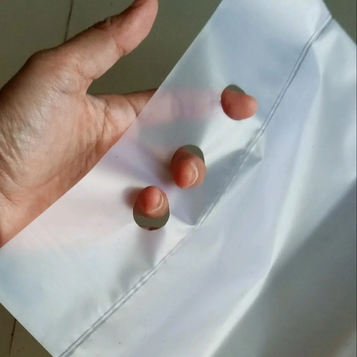 50 pcs plastik beras polos ukuran 2,5kg/2,7kg/3kg