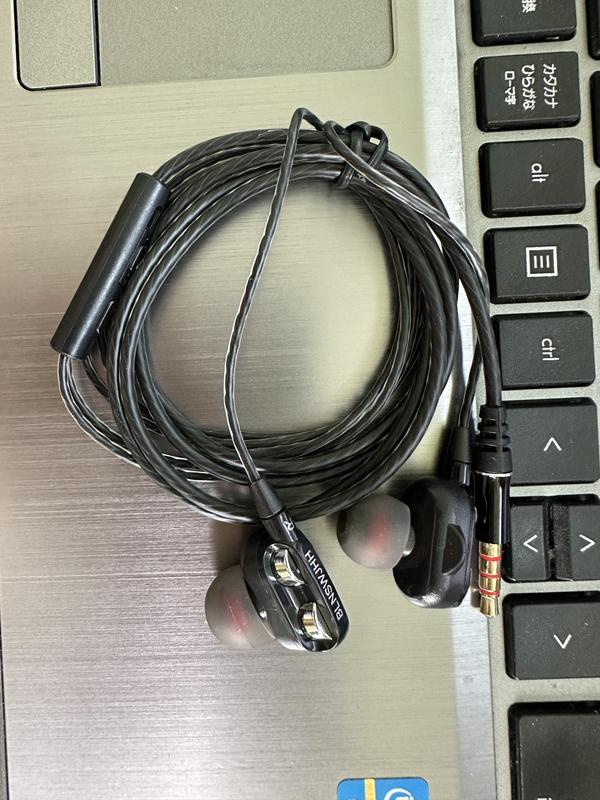Tai nghe nhét tai chơi game gaming nghe nhạc bass êm có mic jack 3.5mm cho các đòng điện thoại máy tính bảng pc