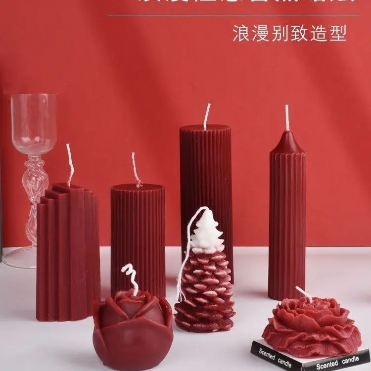 ฝรั่งเศสย้อนยุคไวน์สีแดงอโรมาเธอราพีเทียน Niche อารมณ์โรแมนติกระดับไฮเอนด์เทียนแต่งงานตกแต่งบ้านเชิงเทียน