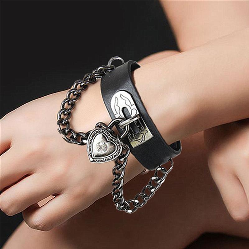 Product Introduction of Vòng Tay Phong Cách Punk Thời Trang Thập Niên 90, Cá Tính, Làm Bằng Da PU, Ba Hàng Đinh Tán, Vòng Tay Vuông, Vòng Tay, Thích Hợp Cho Bữa Tiệc Năm 2024, Tuyệt Vời Làm Quà Tặng 14