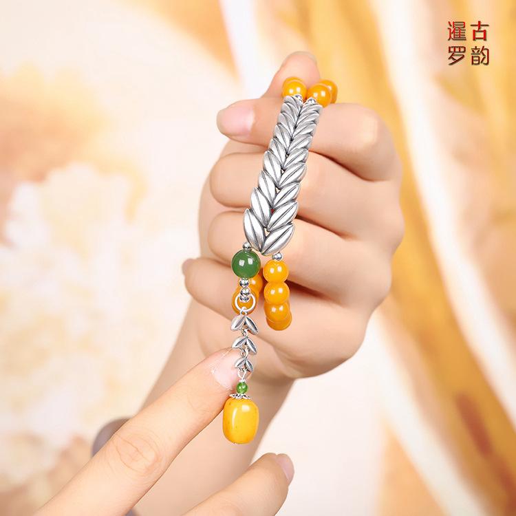 Product Introduction of S925 Sterling Silver Bracelet Natural Resin Amber Jade Bracelet Fashionable Women's Bracelet 11