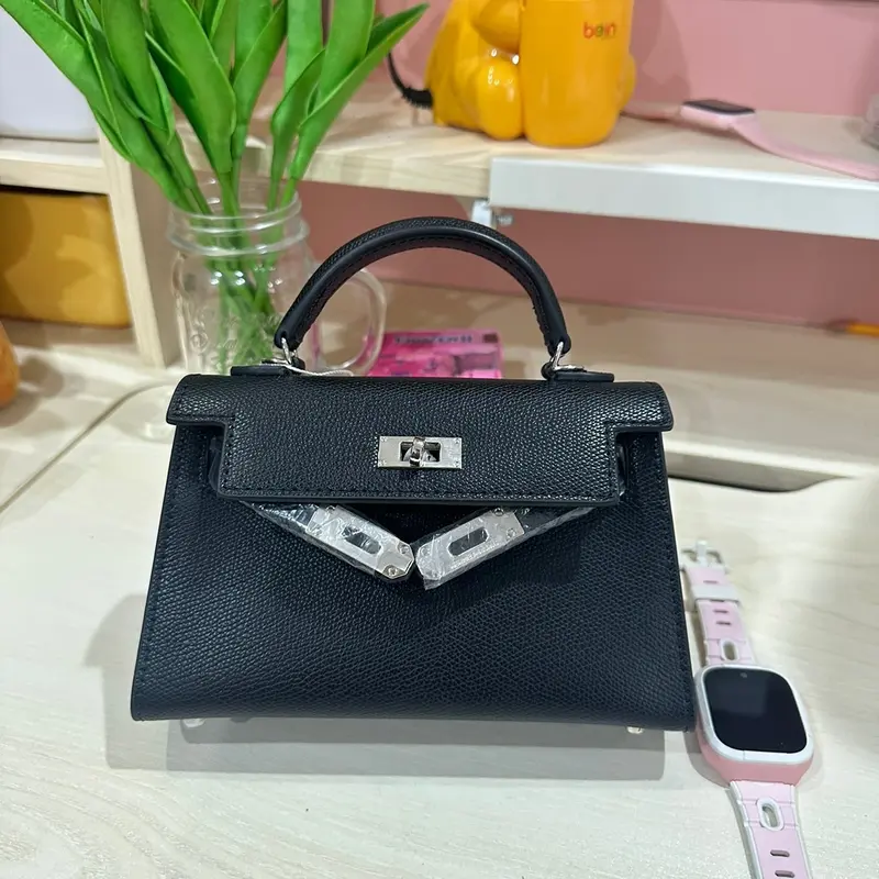 Túi xách nữ h..m dáng lùn size 19 2