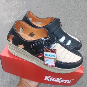 sepatu wedges cewek kickers