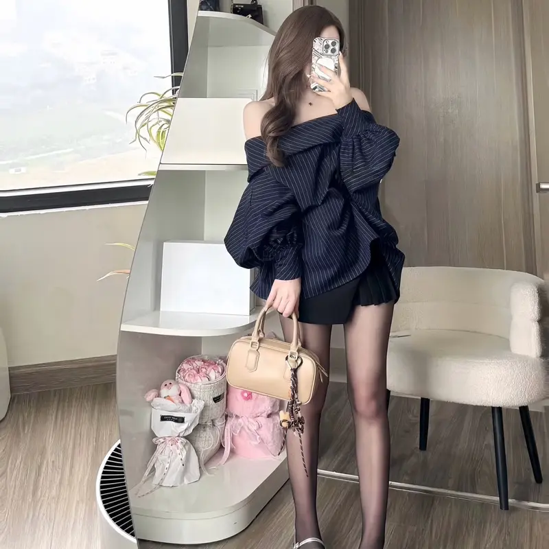 Áo Trễ Vai Kẻ Dọc Xanh Chất Chéo Thái Form Rộng Tay Phồng Cánh Rơi 3