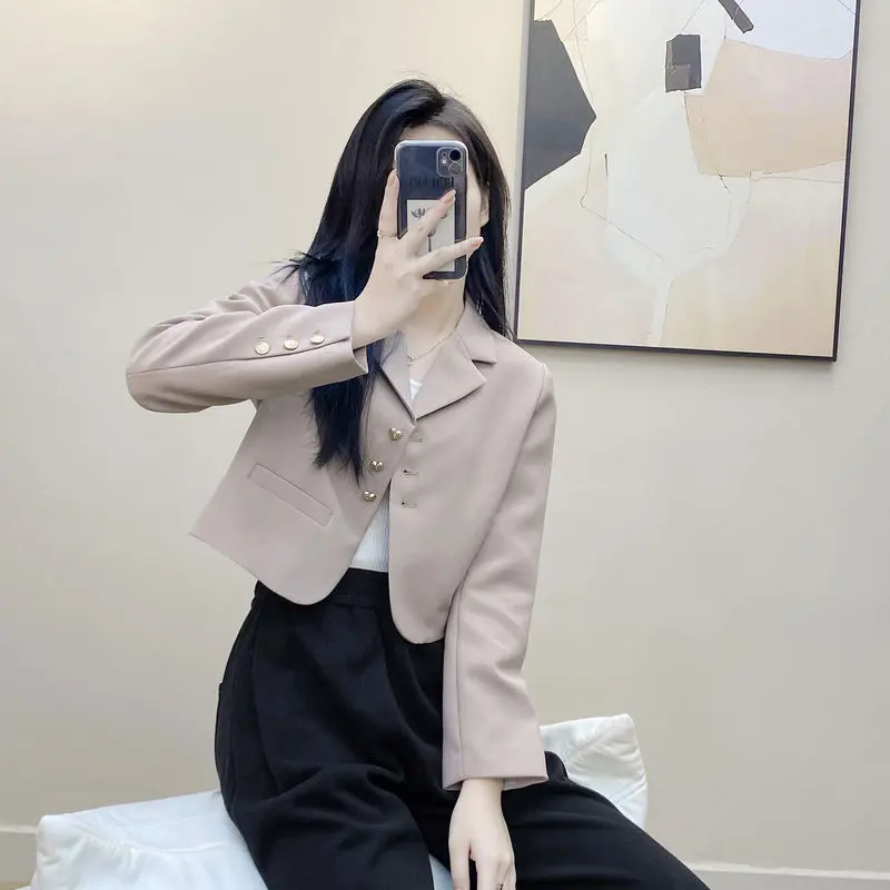 Áo khoác vest Croptop nữ dáng nhỏ kiểu mới thời trang thu xuân blazer ngắn From rộng dáng mỏng 2 lớp Cao cấp phong cách hiện đại 3