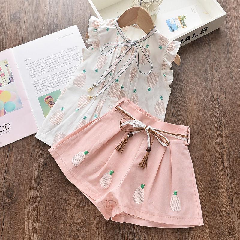 Product Introduction of Set Dua Keping Bayi Perempuan, Baju Bunga Fesyen, Seluar Pendek Warna Pepejal Kasual, Koleksi Musim Panas 2024 Baharu, Jualan Panas, Koleksi Musim Panas, 2024 2