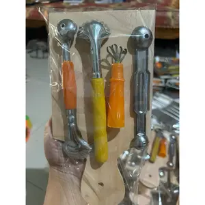 Paket Hemat Isi 5 Pcs Kerok Degan Ceplok Buah Seruh Kelapa Sendok Buah Dan Talenan - Paket Peralatan Es Buah