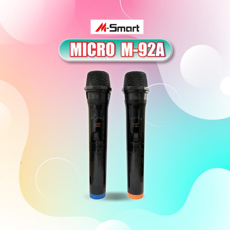 Một cặp micro không dây cao cấp sóng UHF M-92A cho loa di động hát karaoke âm thanh chuẩn