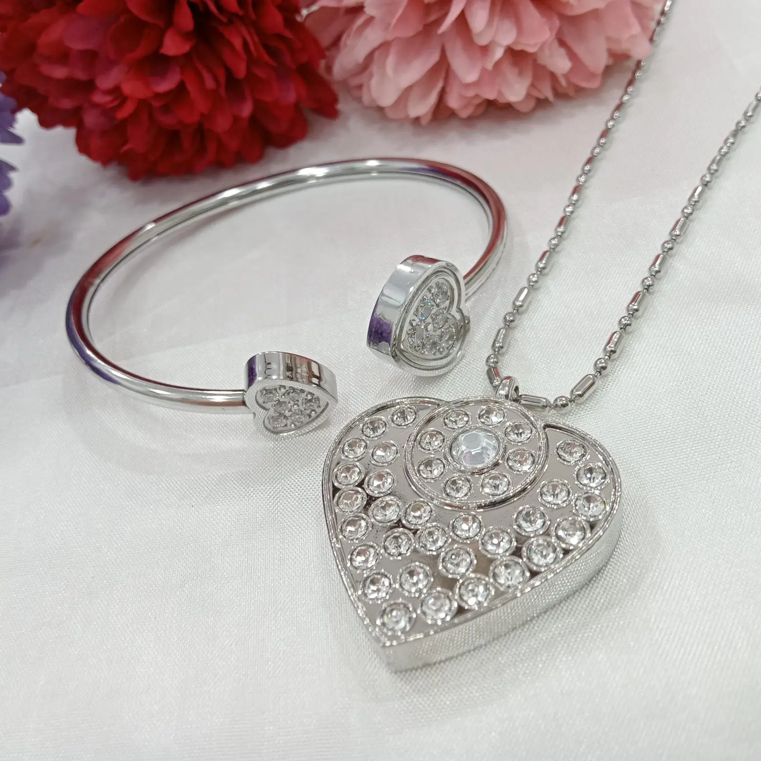 TERBARU 1 SET KALUNG SEHAT LOVE [ BAYAR DI TEMPAT ] Jewellery Elegan   Titanium Liontin  Aksesoris