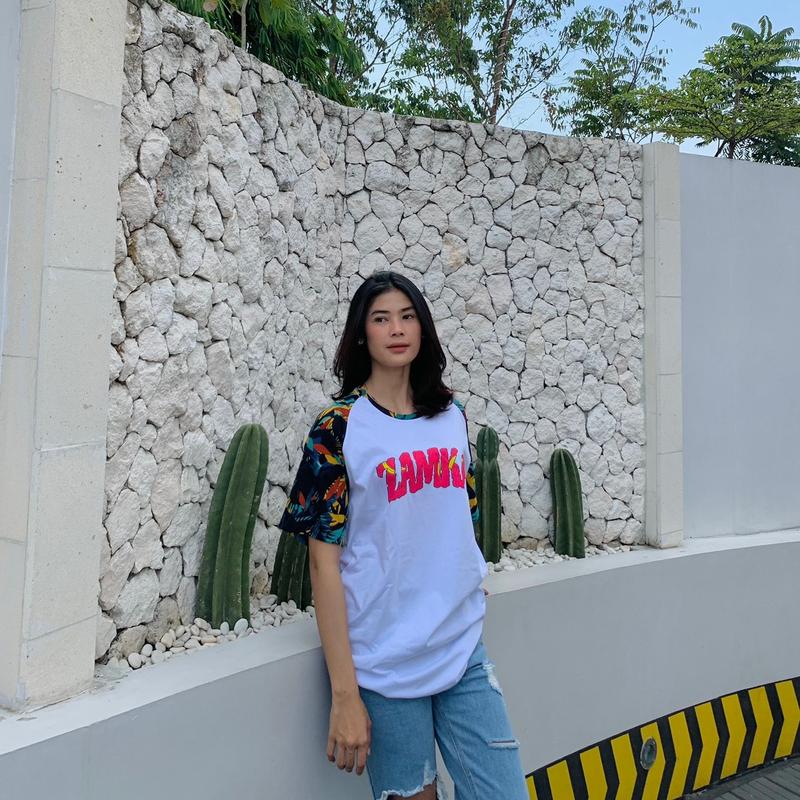 ZAMKA Kaos Distro Hawaii Putih Lengan Flower Pendek Unisex Premium - Atasan Wanita Premium Combed Nyaman Santai - Tshirt Oversized Unisex 4