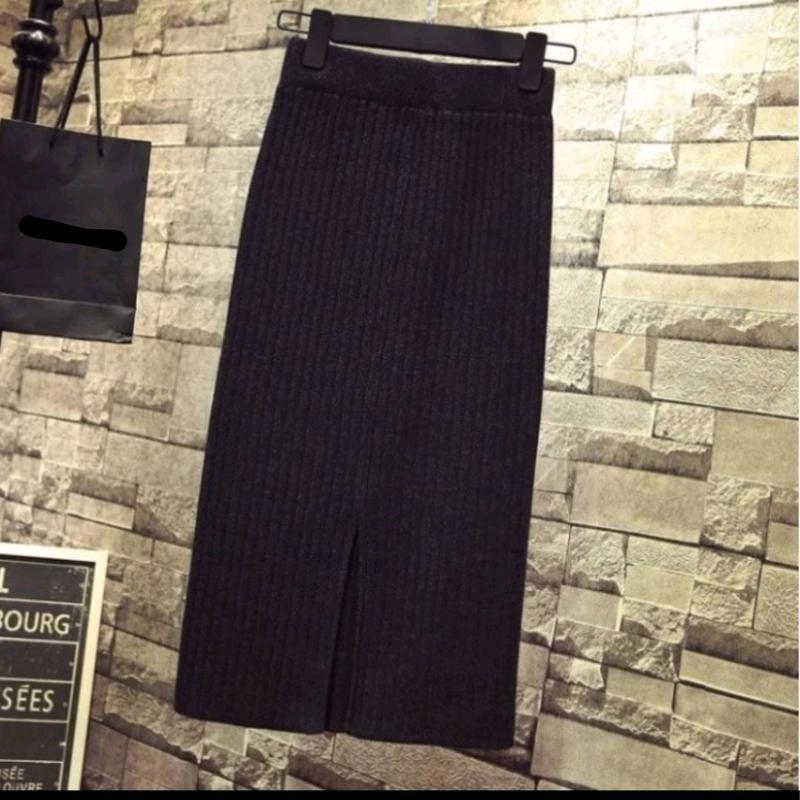  Chân váy len dáng dài xẻ tà màu cho Nữ 