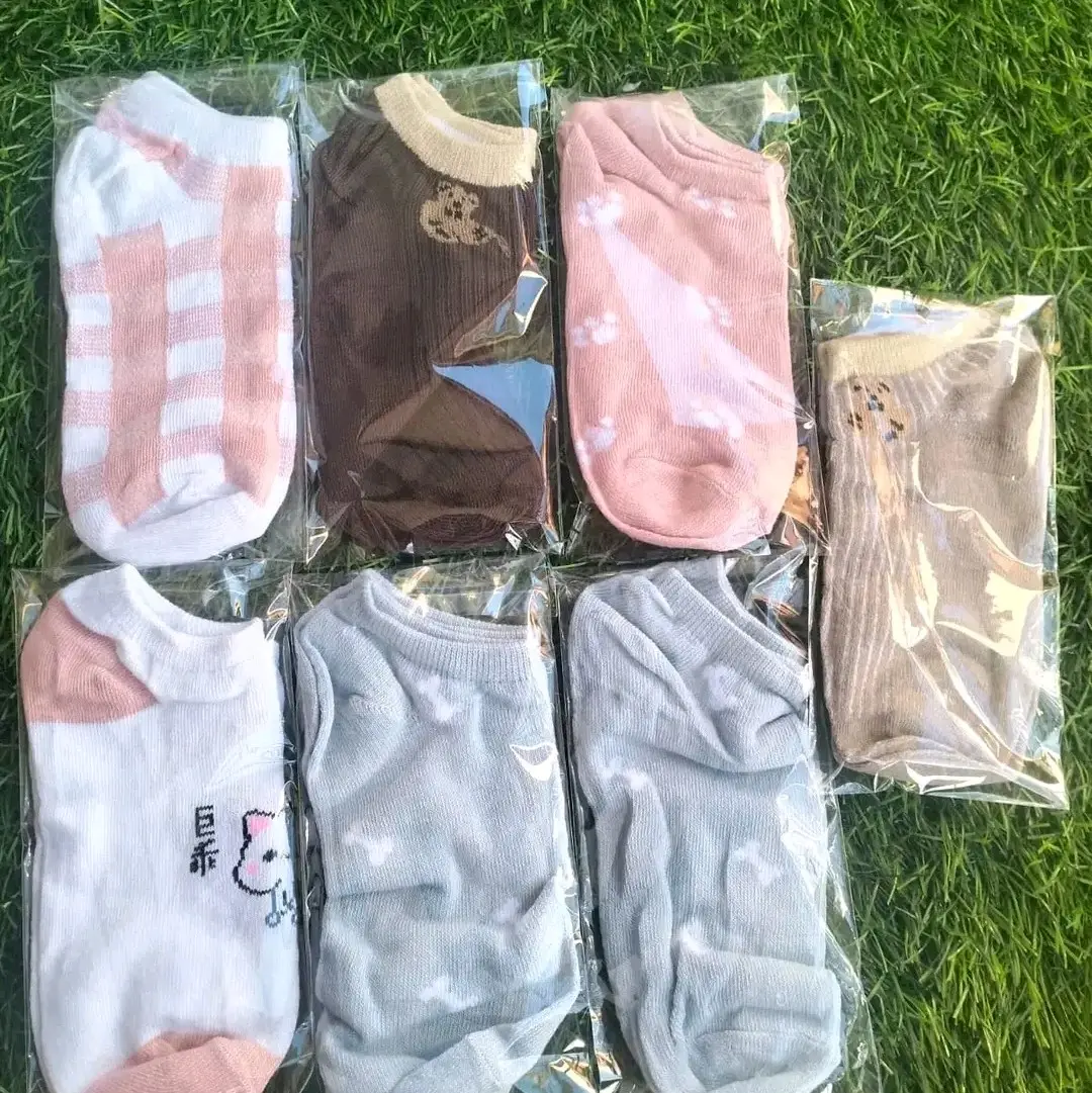 kaos kaki tumit dewasa