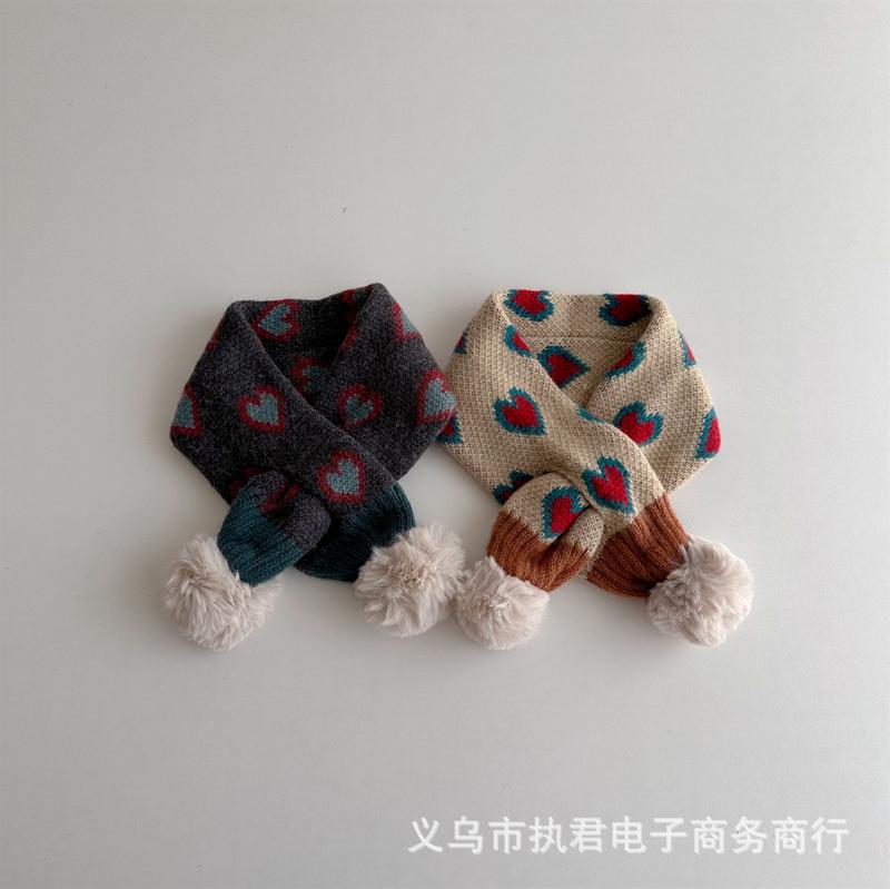 Product Introduction of Children's Scarf Cute Double Ball Love Pattern Knitted Cross Scarf Korean Style Baby Windproof Neck Protection Warm Neck Warmer 8