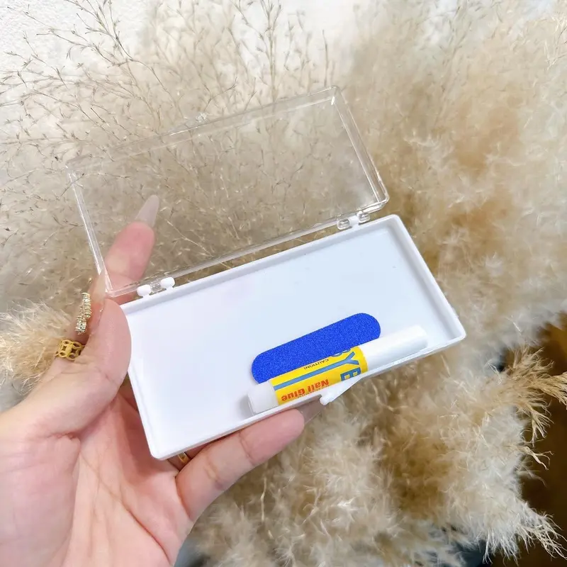 Hộp đựnġ - Bìa Nail Box Kèm Keo Và Dũa 3