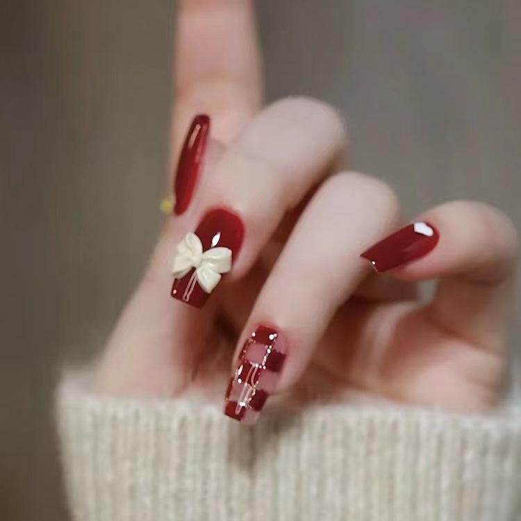 Product Introduction of Handmade Wear Armor Nail Stickers Butterfly Love Chessboard Grid Jelly Glue Fake Nails 2