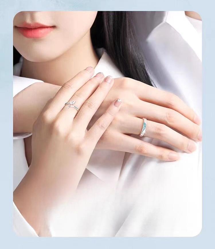 Product Introduction of ​「Beloved Choice」Iceland Snake-shaped Couple Blue Rings, INS-style Light Luxury Niche Design, Dynamic and Eye-catching Snake Rings, Romantic Choice to Gift Your Girlfriend. 7