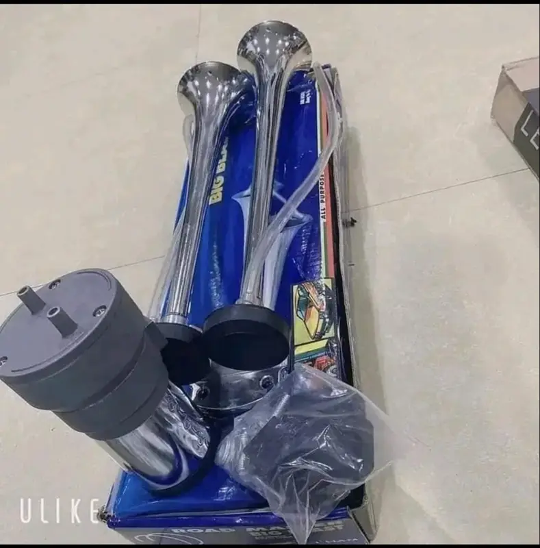 Dòng sản phẩm: Còi điện sinh hơi Ngân 2 loa. 12v, 24v. Phụ Kiện Bi 0