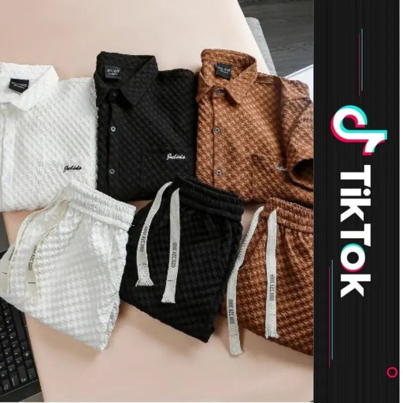 bộ sơ mi cộc tay vải cotton xốp thêu chữ SMC-01 1