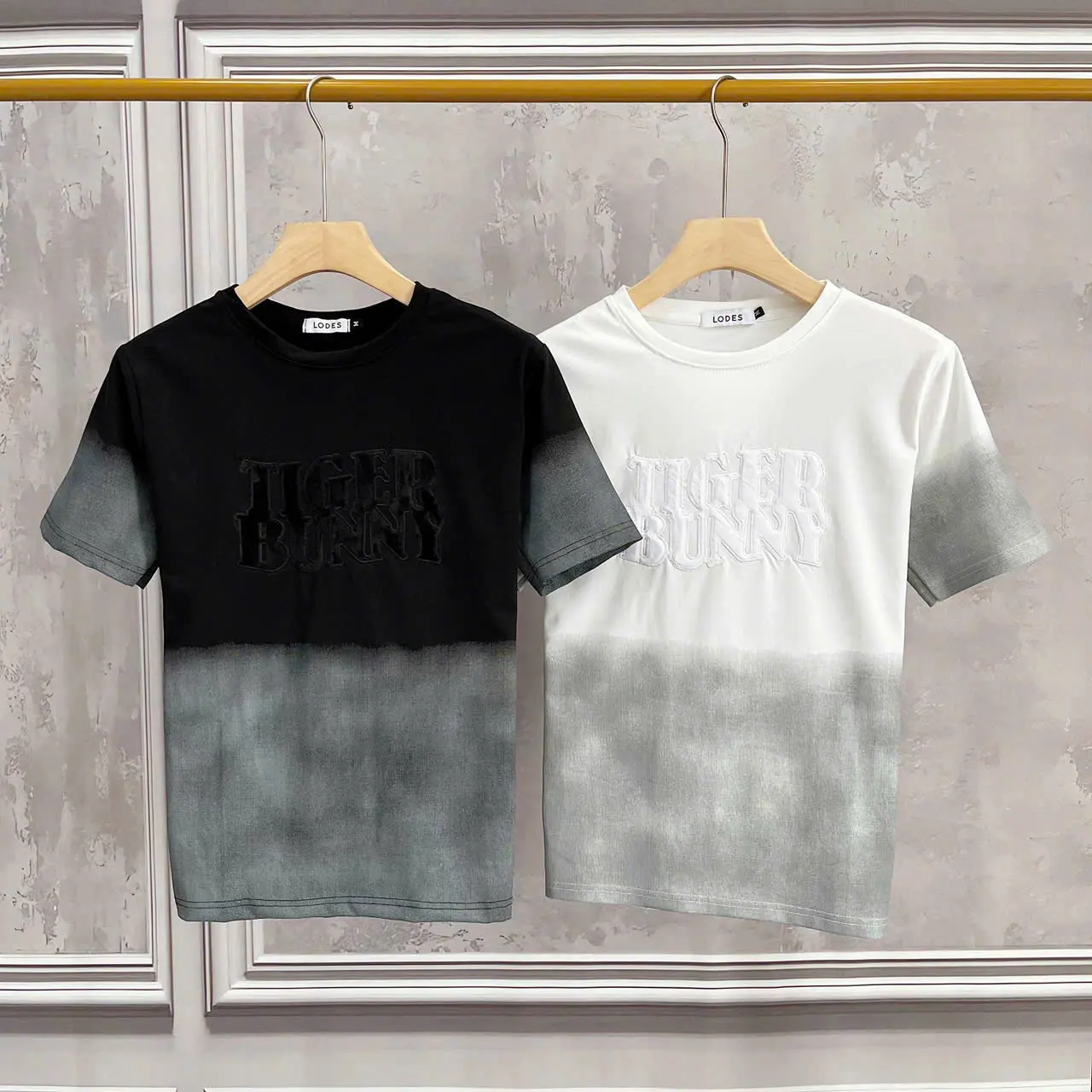 Áo thun nam cổ tròn 2 ttrắng đen phối loang thêu chữ TIGER BUNNY mẫu mới trẻ trung chuẩn menswear
