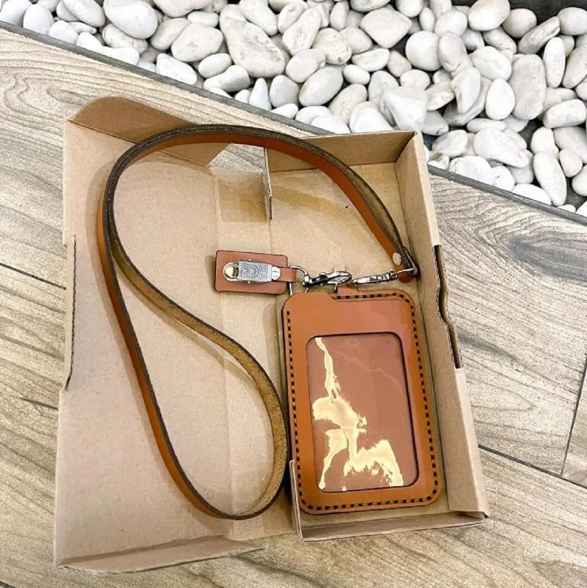 NAME TAG KULIT Asli Custom Logo Id card holder Foto