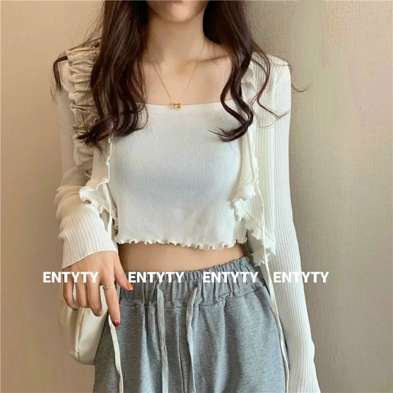 Set 2 áo phong cách Hàn Quốc (Áo dây & Áo khoác) | BigBuy360 - bigbuy360.vn Set 2 áo phong cách Hàn Quốc (Áo dây & Áo khoác) | BigBuy360 - bigbuy360.vn