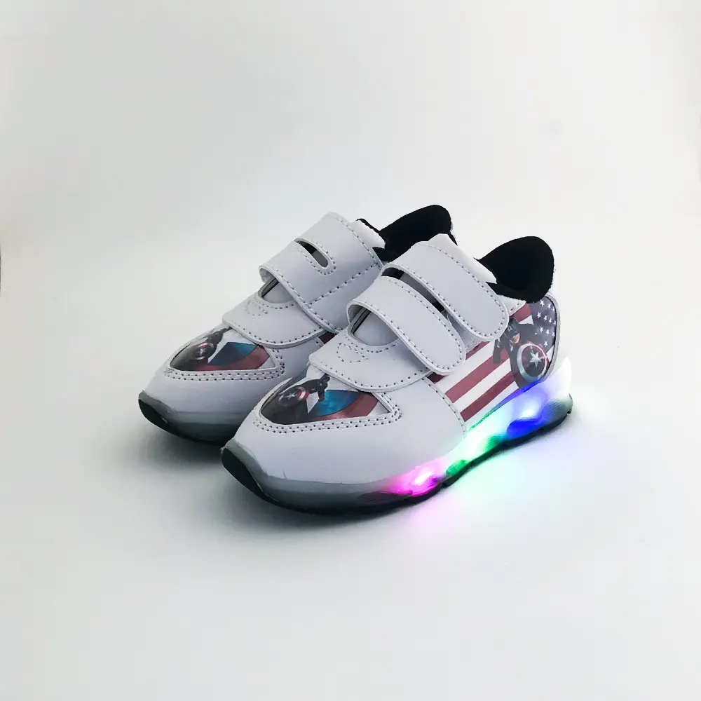 SEPATU LED ANAK BERMOTIF CAPTEN AMERICA