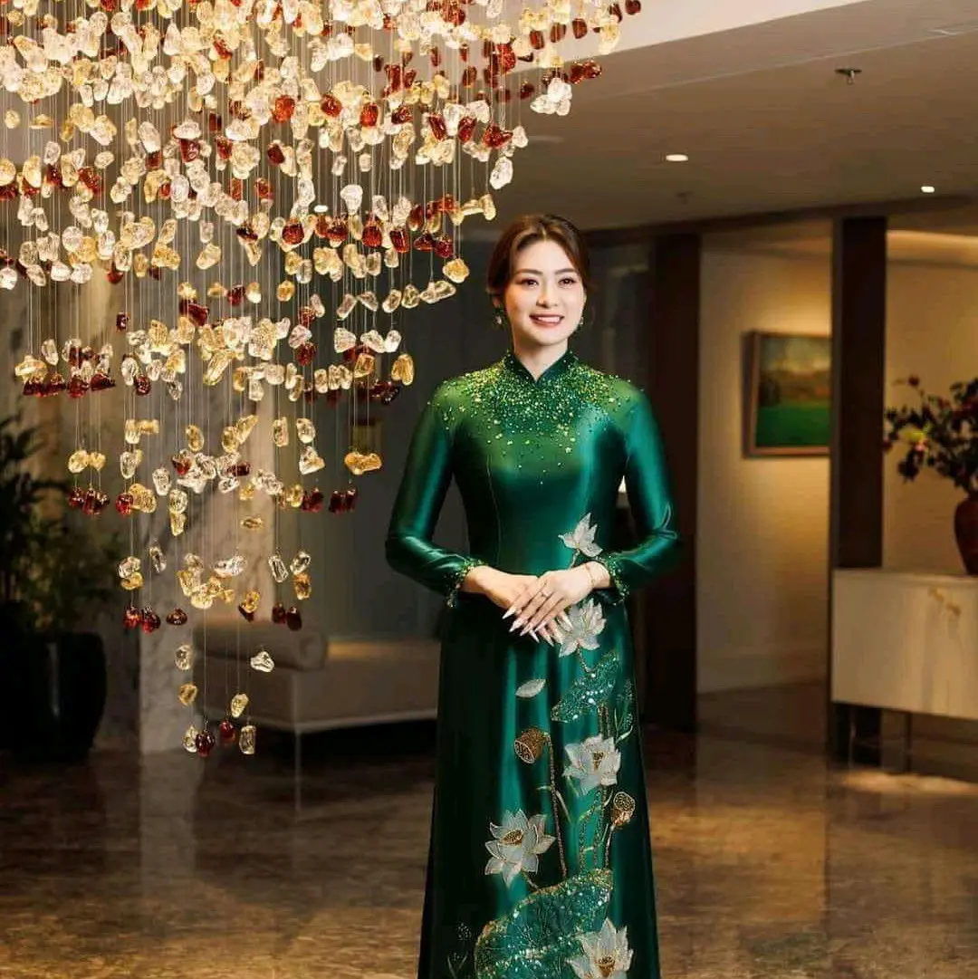 Áo Mẹ sui kết cao cấp Sen đá