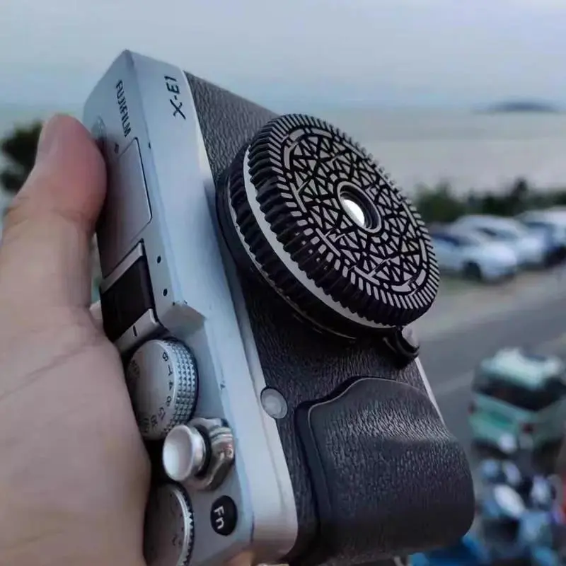 32mm Mirrorless Camera Focus Free Pancake Design Lens, Portable Street Humanity Documentary Photography Lens, Camera Lens for Canon M Fuji XF, Zoom Lens 3