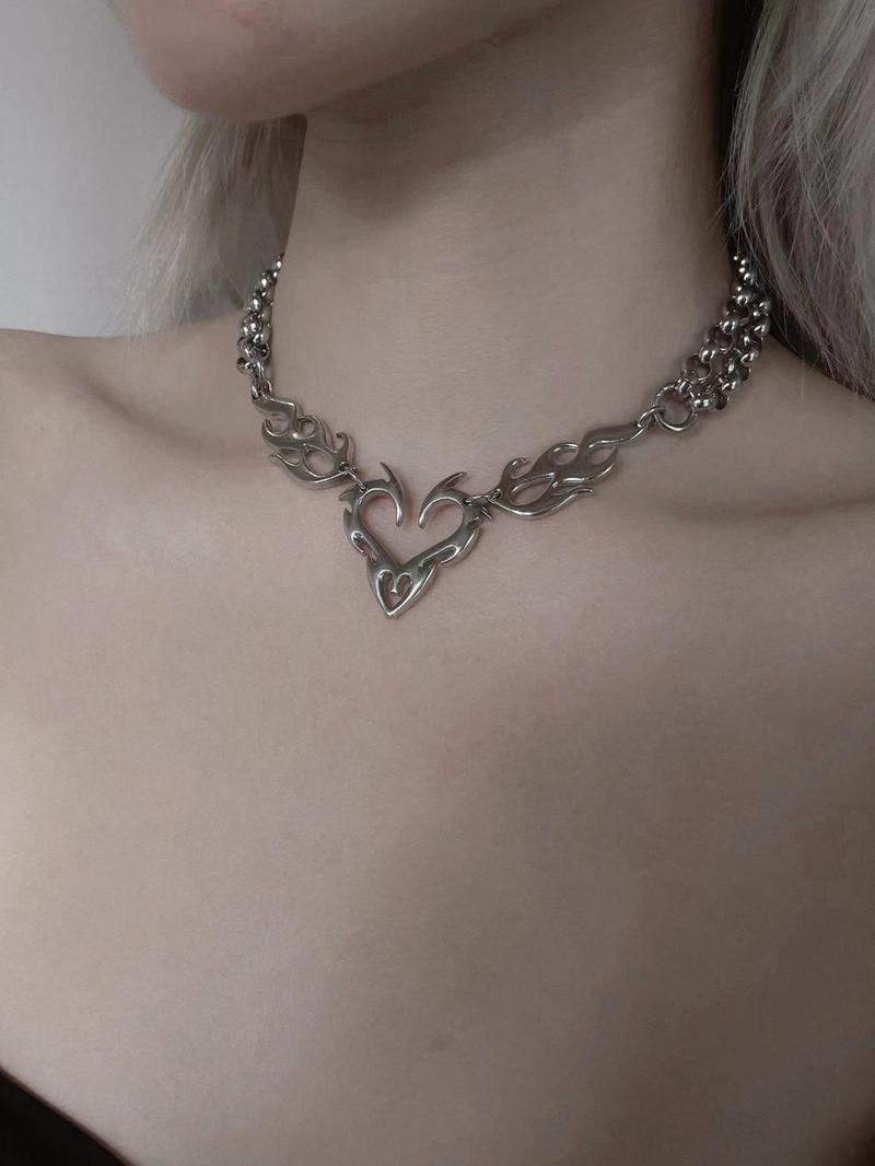 Product Introduction of Punk Style Hollow Out Flame Design Stainless Steel Chain Necklace, Gifts for Girlfriend, Accessories for Men, Fashion Heart Design Jewelry for Party, Daily Decor, Trendy Jewelry for Birthday Gift, Valentine's Day 3