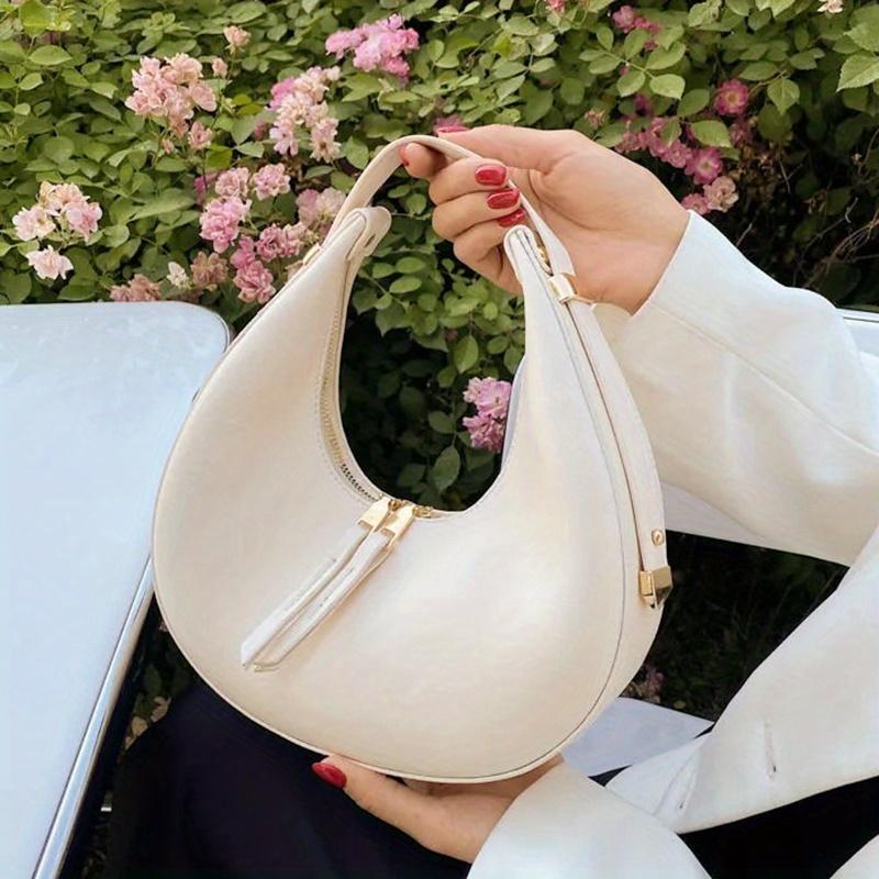 Product Introduction of Classic Design Ladies Crossbody Shoulder Bag Textured And Atmospheric Ladies Bag Simple Zipper Solid Color Crescent Bag Large Capacity Retro Handbag PU Leather Underarm Bag 13