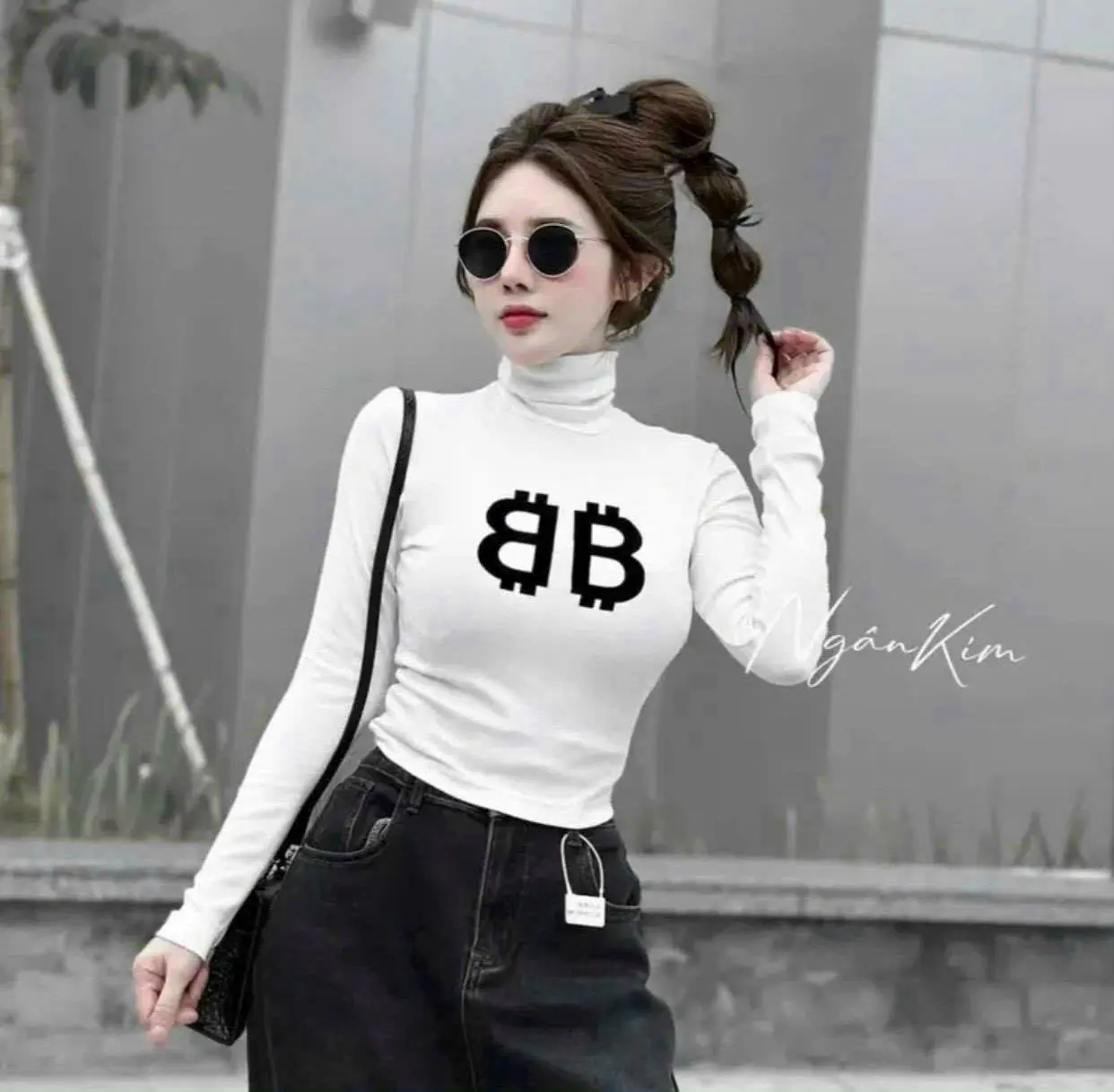 Áo Thun Croptop Cổ Lọ dài tay có in chữ , chất mềm mịn Nữ Top Women Voi Cổ Tròn - Sang Xinh