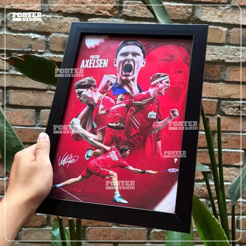 Khung ảnh poster CẦU LÔNG VIKTOR AXELSEN gồm 2 kích thước để bàn A5 (18cm x 24cm), treo tường A4 (24cm x 35cm) Decor Decor Phòng 4