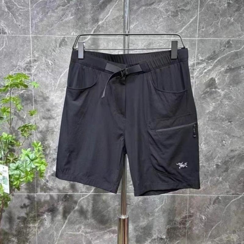 Product Introduction of Summer large size 300 catties beach pants fashion shorts sports trend loose casual shorts 2