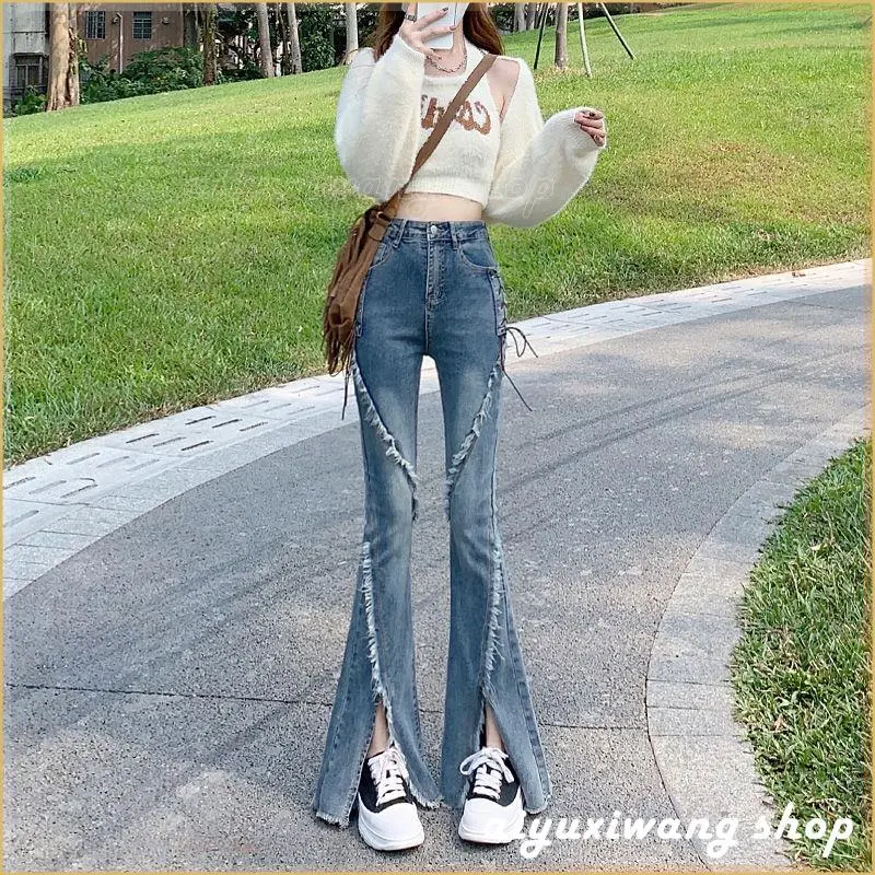 quần jeans ống loe Quần Jean Xẻ Tà Màu Đen Cho Nữ, Thời Trang Mới, Cạp Cao, Dáng Rộng, Giảm Béo, Hơi Loe, Phong Cách Hàn Quốc, Quần Thường Ngày Đơn Giản, Quần Đáy Chuông