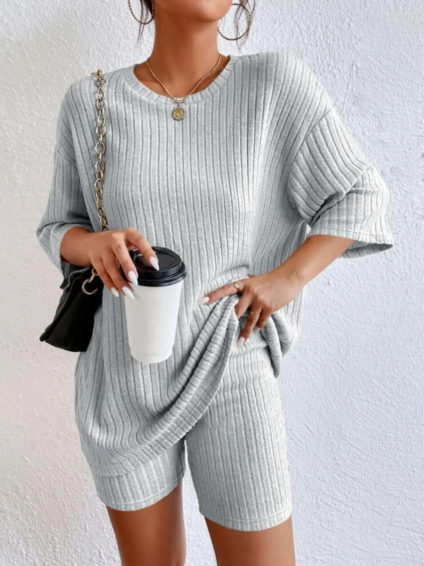Women's Solid Ribbed Crew Neck   Top &  Shorts Two-piece Set, Casual Fashion Cozy Top & Shorts for Daily Outdoor Wear, Women's Clothing for Spring & Fall