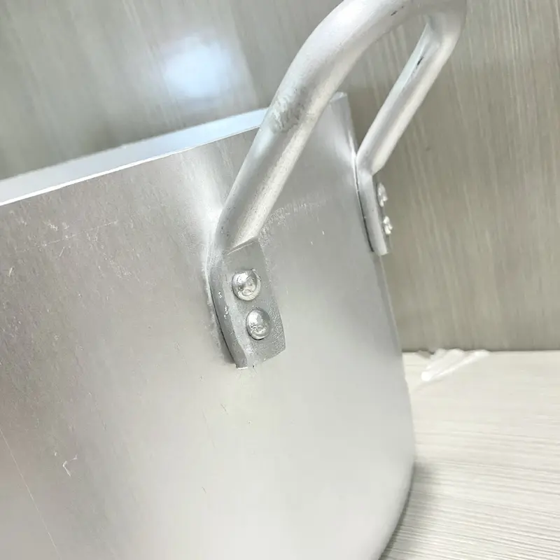Bộ 3 nồi nhôm 20cm - 22cm - 24cm ( chất liệu nhẹ dễ sử dụng ) 1