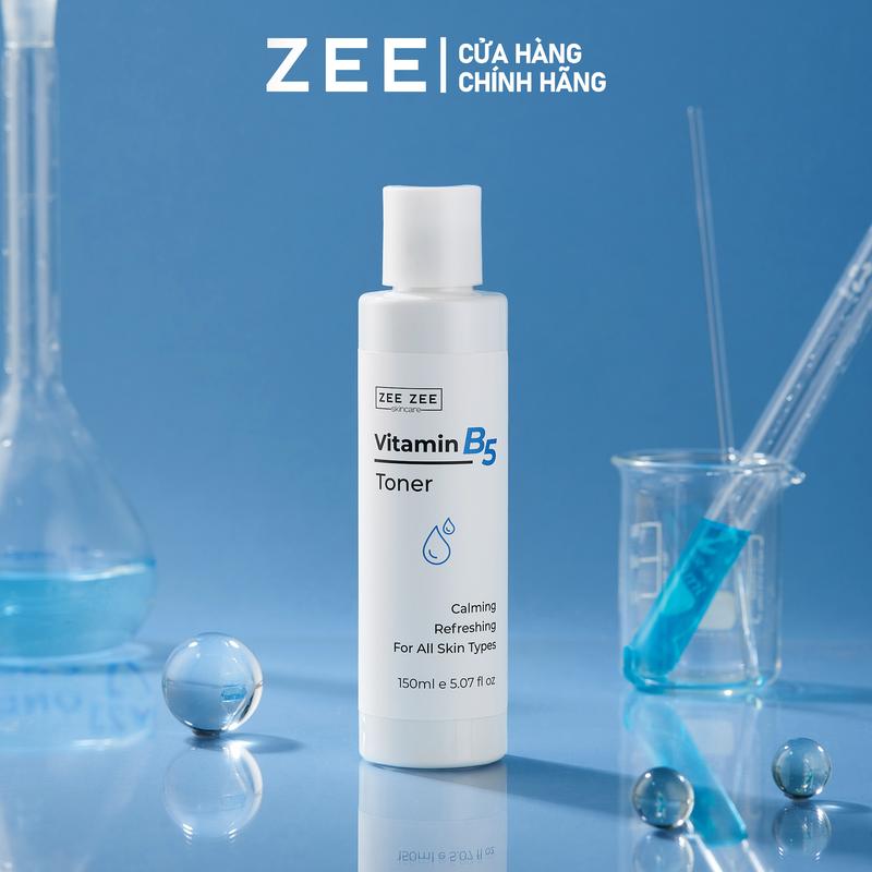 Nước Cân Bằng Cấp Ẩm Mềm Mịn Da ZEE ZEE Toner Vitamin B5 Trà Xanh Cúc La Mã 150ml