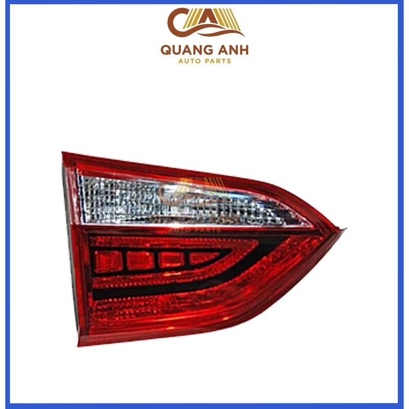 Đèn hậu miếng ngoài của xe GRAND I10 đời 2017-2019 bản SEDAN hàng xịn 2