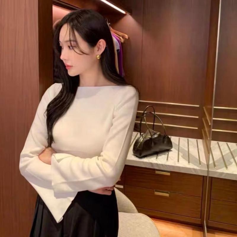 DS1 Áo thun nữ tay dài cổ thuyền tay loe có xẻ cuốn biên viền xinh xắn 2 màu đen trắng chất thun co giãn size dưới 54kg