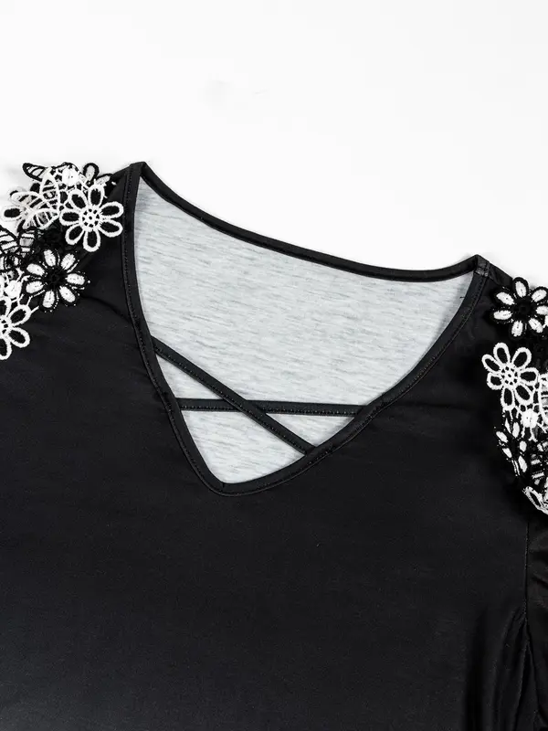 Plus Size Ombre Cold Shoulder Contrast Lace Tee, Summer Clothes, Casual Criss Cross Short Sleeve T-Shirt for Summer, Women's Plus Clothing for Daily Wear 2