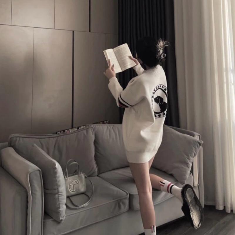 Áo nỉ Swaeter nữ vải nỉ bông  đầy dặn in vạch đỏ from rộng 3