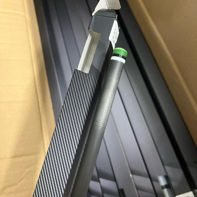 Ngọn Rhino full carbon ren 5 16 18 Uniloc Radial 3 8 10 sẵn hàng phục vụ ae Tẩy F1 mềm | Ngọn cơ bida thay thế cao cấp