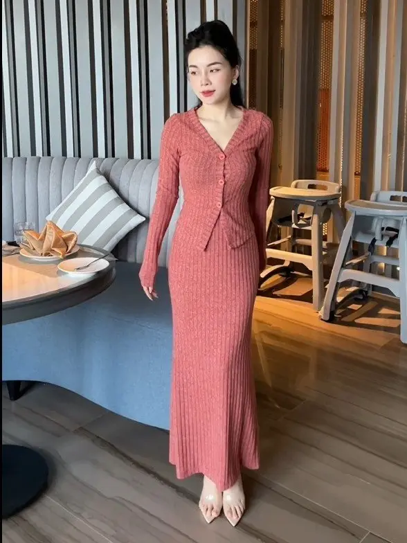 set váy body đuôi cá chất len bông dệt kim qc