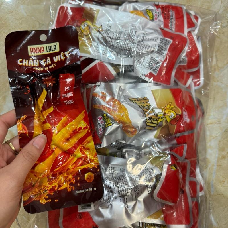 Combo 30 chiếc chân gà tứ xuyên siêu ngon, dai, giòn hấp dẫn 1