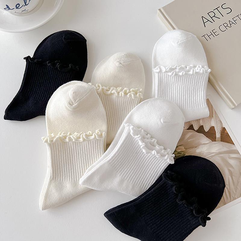 Product Introduction of Vớ Mắt Cá Chân Chất Liệu Bông, Dành Cho Phụ Nữ Và Trẻ Em Gái, Phong Cách Kawaii Dễ Thương Và Hàn Quốc, Thích Hợp Cho Mùa Hè Và Mùa Xuân, Màu Đen Và Trắng, Ống Giữa, Vớ Nhật Bản, Phong Cách INS 20