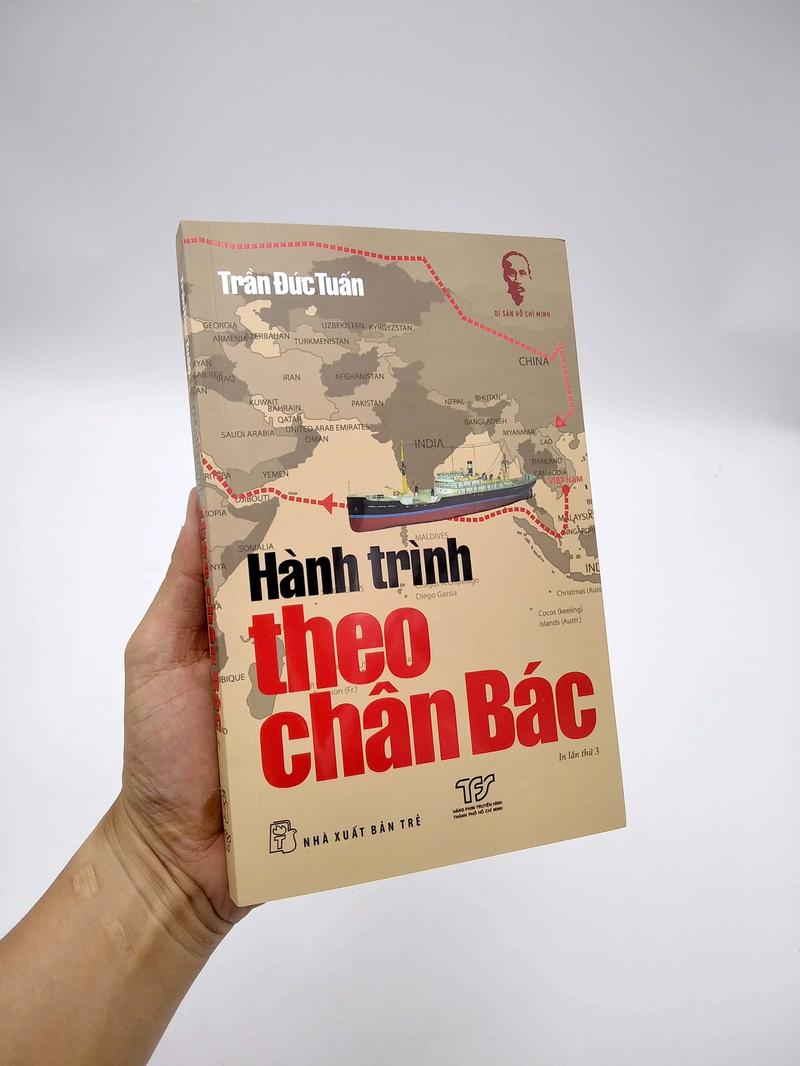 Product Introduction of Sách - Hành Trình Theo Chân Bác - NXB Trẻ 13
